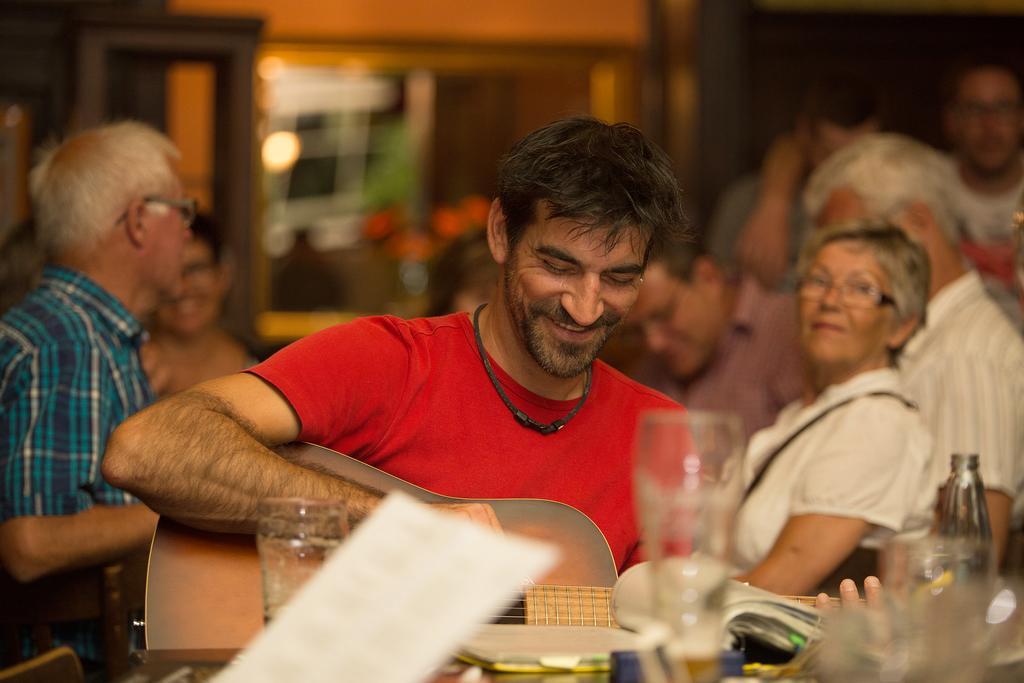 Hajo'S Germania Lodge & Irish Pub Rüdesheim am Rhein Εξωτερικό φωτογραφία