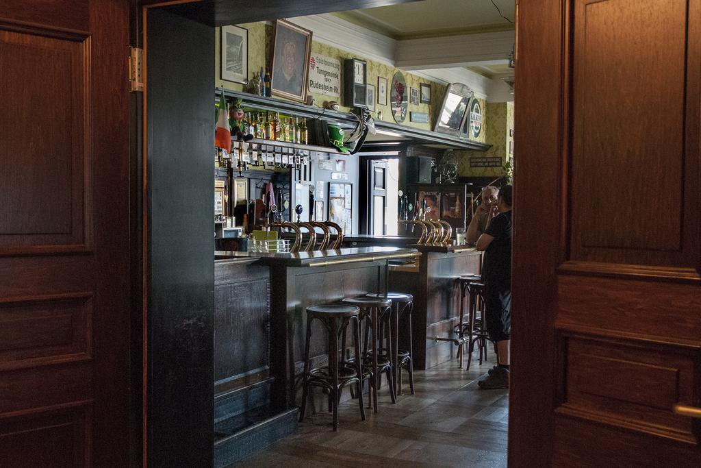 Hajo'S Germania Lodge & Irish Pub Rüdesheim am Rhein Εξωτερικό φωτογραφία